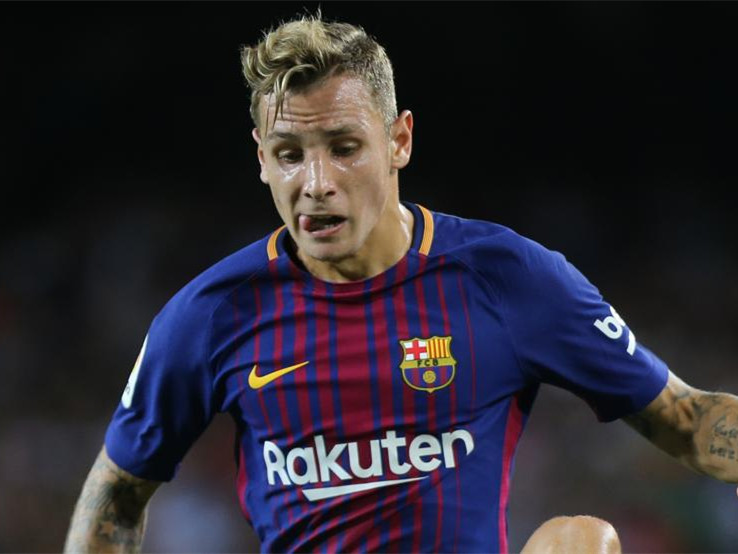 无名英雄，巴萨后卫迪涅在恐袭后默默帮助伤者