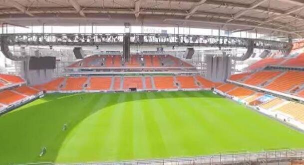 票买了人没来 埃及乌拉圭一战出现大量空座